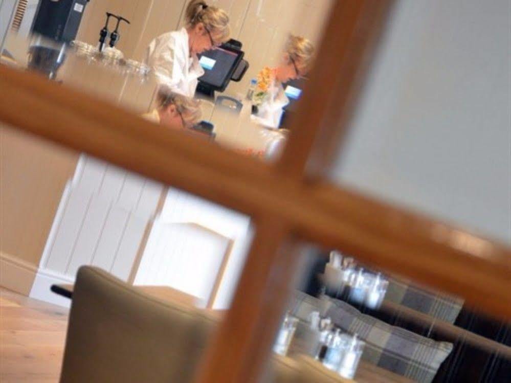 The Black Bull Inn Escrick Exteriér fotografie